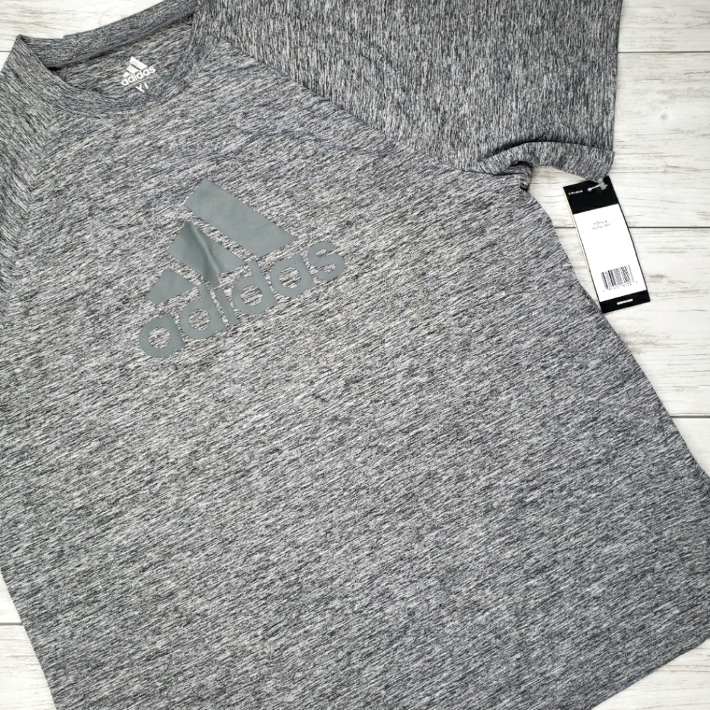 NEW Adidas Logo Tee Shirt Top Swim Top XL Grey - Picture 3 of 16